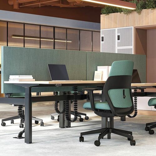 <h3>Single & Back to Back, Electric Desks