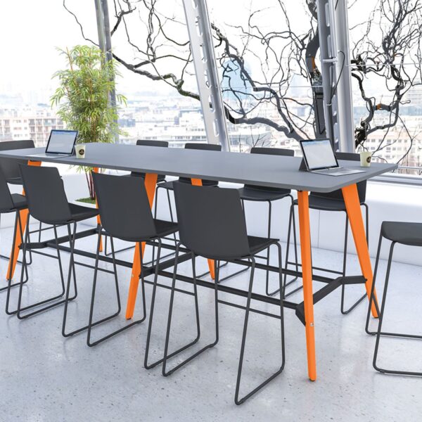 Poseur Tables